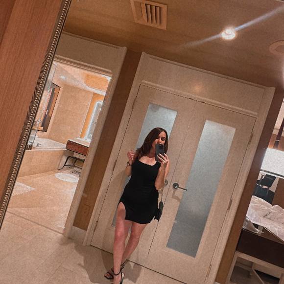 Meet your Posher, Minerva - Picture 1 of 1